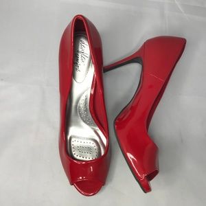 Dex Flex Comfort Peep Toe Slip On Red Pumps 7.5
